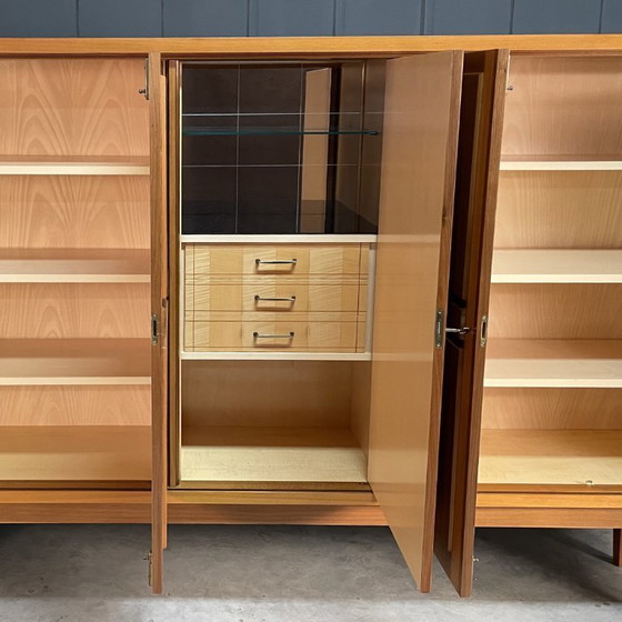 Image 1 of Credenza alta vintage XL – noce – anni '60