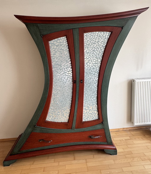 Mono Creations Armoire design pour le salon