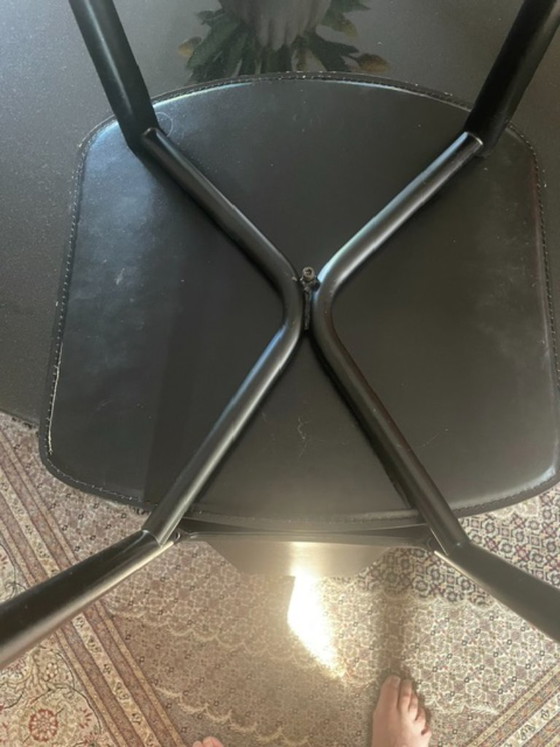 4 Ou 6 Chaises de salle à manger design en cuir noir (Design italien) – Metal, Leather (photo 4 of 10)