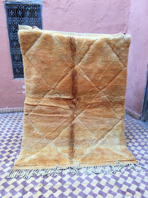 Mrirt rug 250 x 150 cm