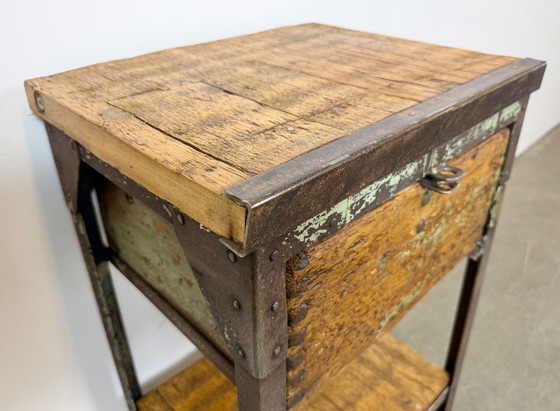 Industrial Chest of Drawers, 1950s – Iron (photo 9 of 17)