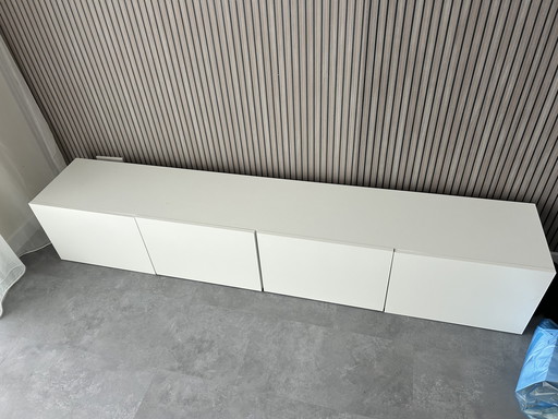 Mueble de TV de 2 metros de ancho, estado nuevo