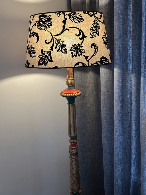 Colored table lamp