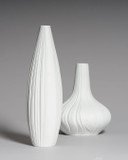 Martin Freyer voor Rosenthal Studio-Line: Sculpturale witte "Plissée" porseleinen vazen, Duitsland, 1968 - Set van twee