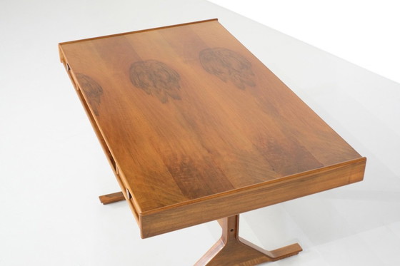 Image 1 of Schreibtisch "530" von Gianfranco Frattini für Bernini, Italien 1960er Jahre.