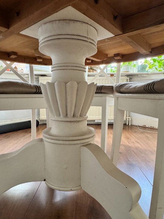 Round teak dining table – Wood (photo 5 of 8)