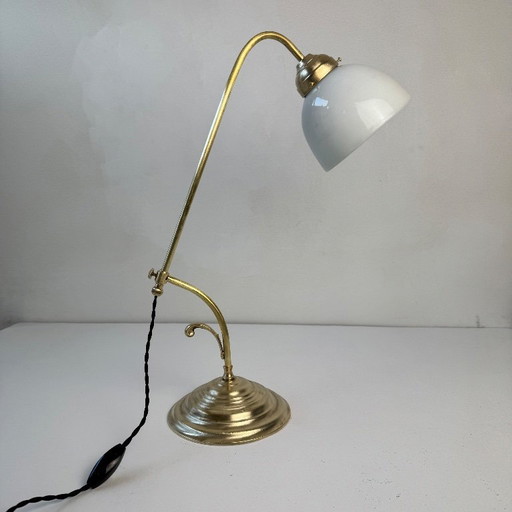 Vintage antieke bureaulamp met verstelbare arm