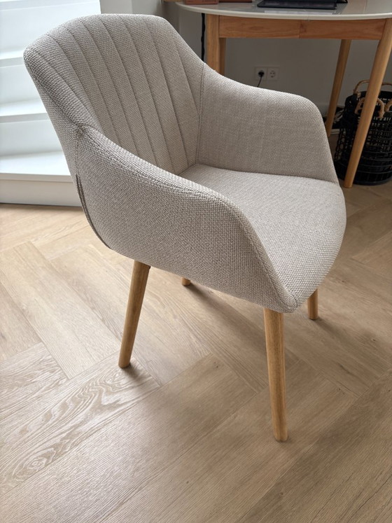 Comfortablee Eetkamerstoel - Beige Stof Met Houten Poten – Esszimmerstühle, Textile, Wood (photo 4 of 5)