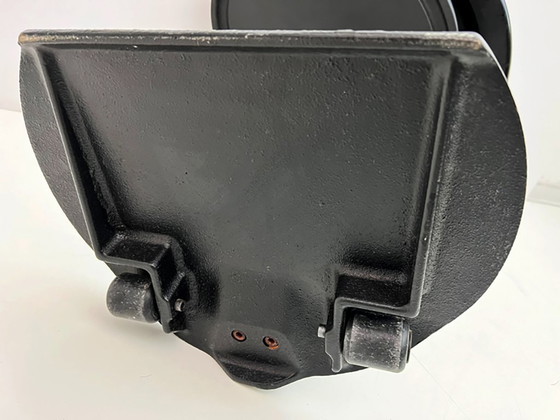 Image 1 of Design Studio Kairos Tavolino moderno italiano "Servese" per B&B Italia, 1980