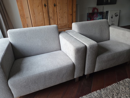 2 nieuwe Montel stoelen in verkoop wegens te grote maatvoering 