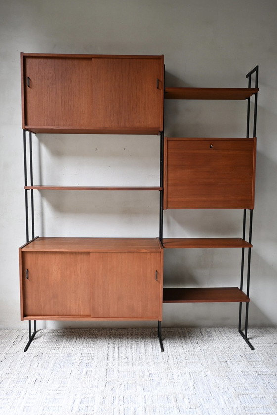 Wandsysteem Modulair Van Omnia Hilker Jaren 60 Vintage – Wandkast, Wood, Metal (photo 3 of 15)