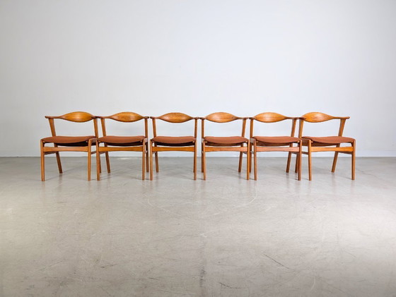 Image 1 of Ensemble de 6 chaises du milieu du siècle Høng Erik Kirkegaard Modèle 49b en teck