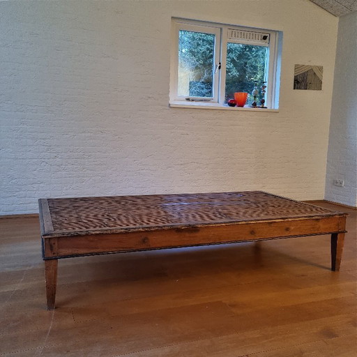 Grote koloniale salontafel – circa 180 × 90 × 35 cm