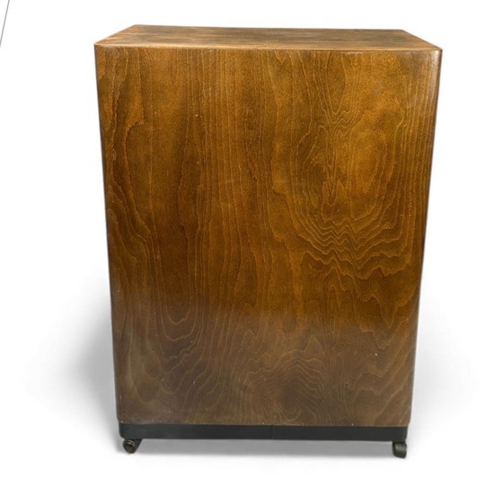 Image 1 of Archiefkast met rolluiken, circa jaren 1930