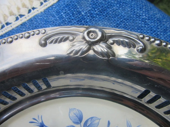 Serving Plate/Tray/Bowl, Delft Style Blue White Floral Decor (22/11/2025) – Table accessories, Ceramic, Metal (photo 3 of 11)