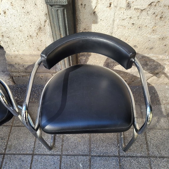 Image 1 of Coppia di poltrone Bauhaus, acciaio cromato e pelle nera, Movimento Moderno, anni '70 – Svizzera