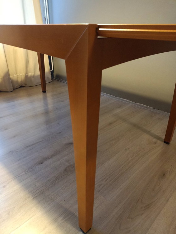 Image 1 of Leolux extendable dining table