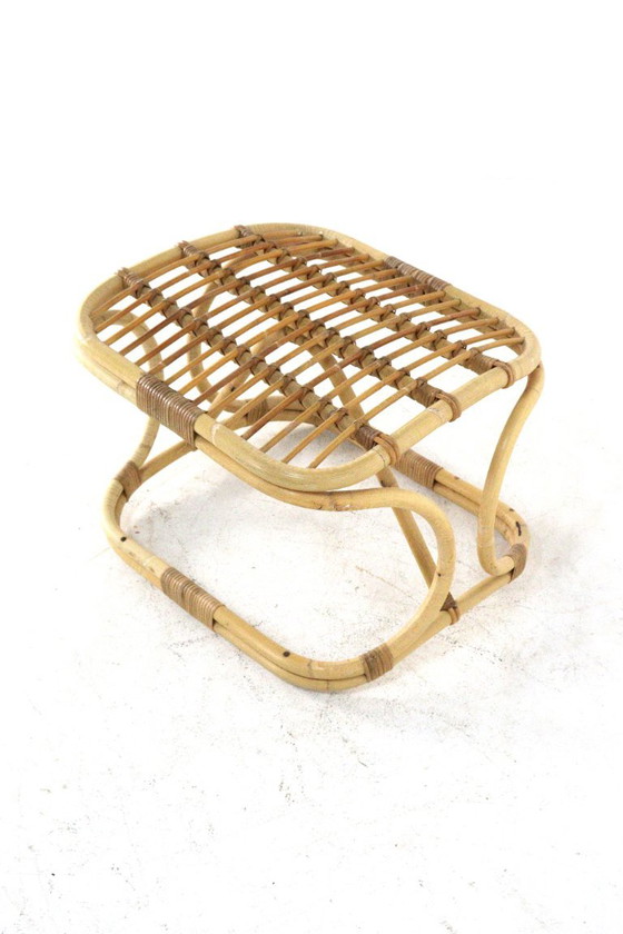 Poggiapiedi e pouf vintage in rattan (photo 2 of 11)