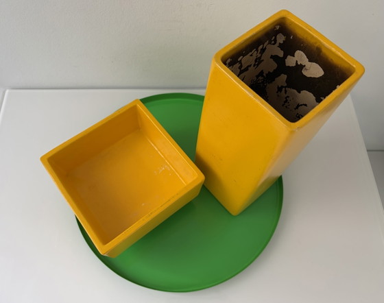 Postmoderne Vazenset Geel Met Groen Dienblad – Decoratieve objecten, Ceramic, Metal (photo 5 of 15)