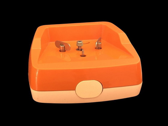 Image 1 of Vintage JAZ Discreto “CLAUSIC” alarm clock – French design, orange, 1970s