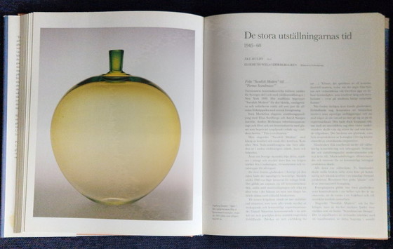 Image 1 of Svenskt Glas - Coffee table book about the history of Swedish glass 1150-1990
