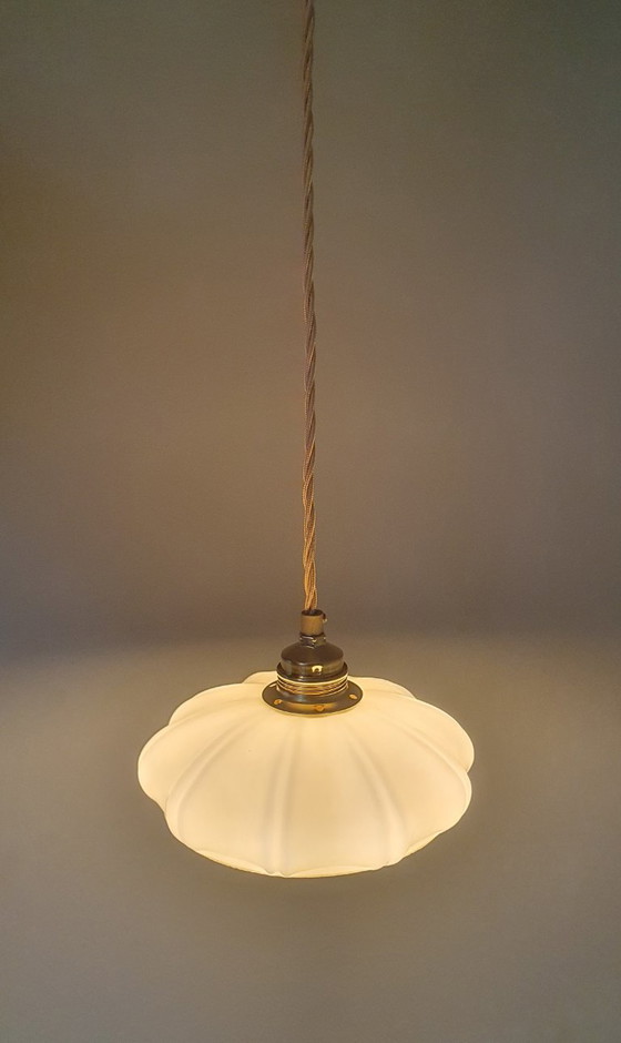 Image 1 of Set (2) vintage opaline hanglampen - pastel kleur  