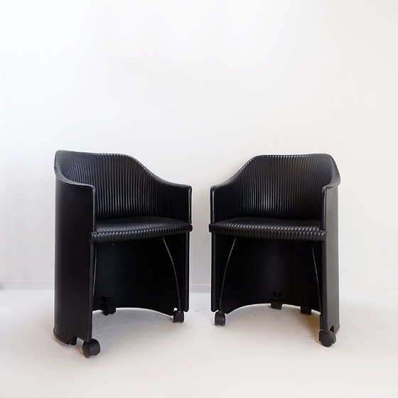 Image 1 of Pair of black leather Artona armchairs by Afra and Tobia Scarpa for Maxalto Artona Mod. 8551 - Italy 1985