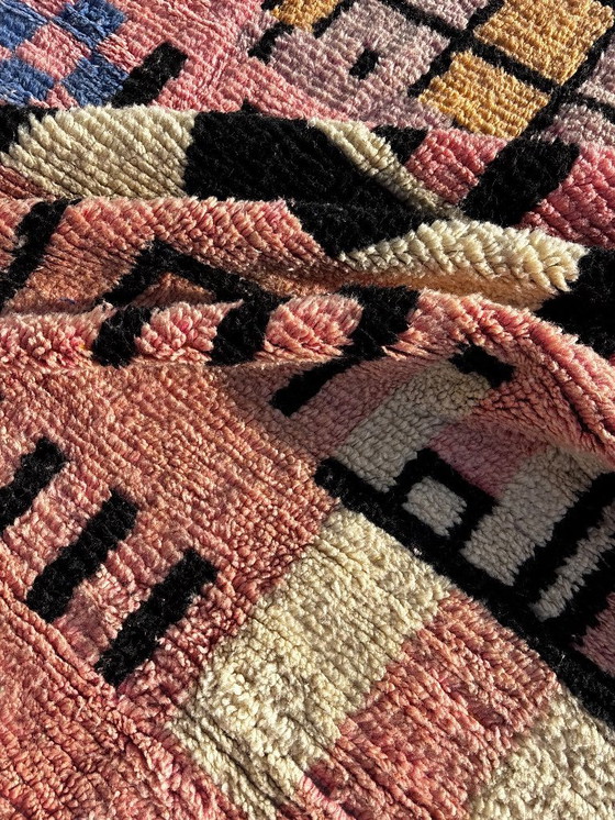 Image 1 of Pink Moroccan Boujad Rug 200x310 cm Wool Carpet – Rug for Modern Interiors