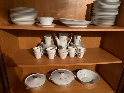 Cerabel Porcelaine De Baudour Tafel- und Kaffeeservice – servies