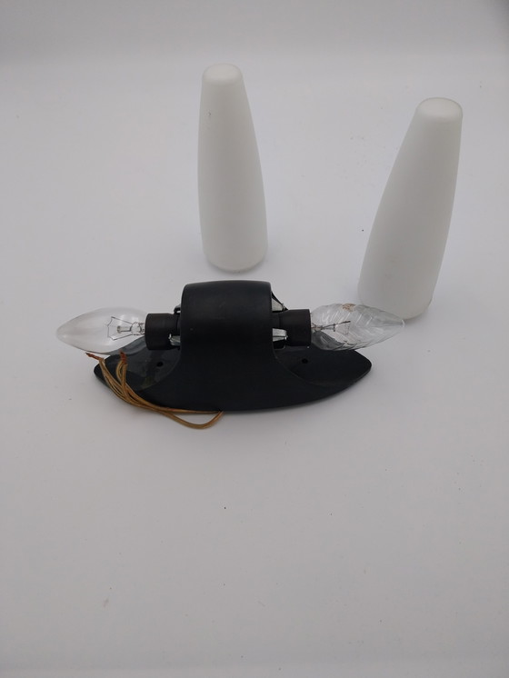 Image 1 of 1 x Lampada da parete Bo-niko in bachelite e vetro opalino anni '50