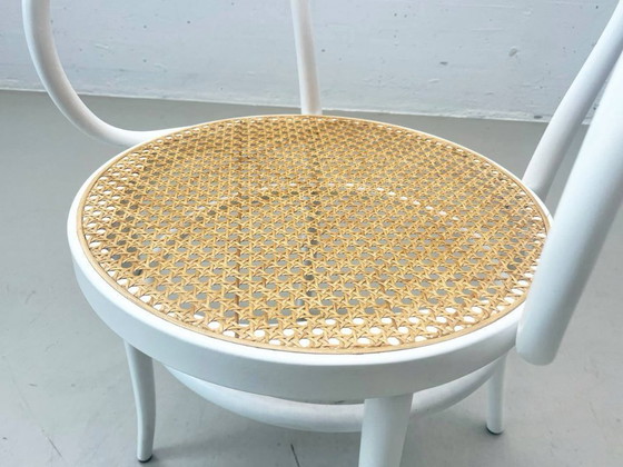 Image 1 of Set of 4 bentwood chairs 209 by Thonet from 2020