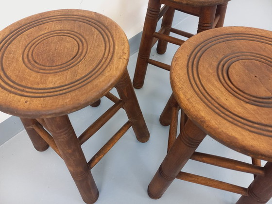 Image 1 of Trío de taburetes de madera de los años 60 y 70