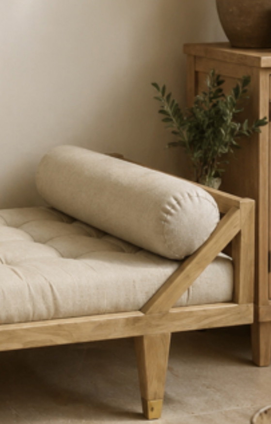 Image 1 of Banquette lit d’appoint style campagne chic lin écru beige capitonnée et bois 