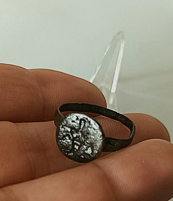 Anello – Oggetti decorativi, Bronze (photo 3 of 5)