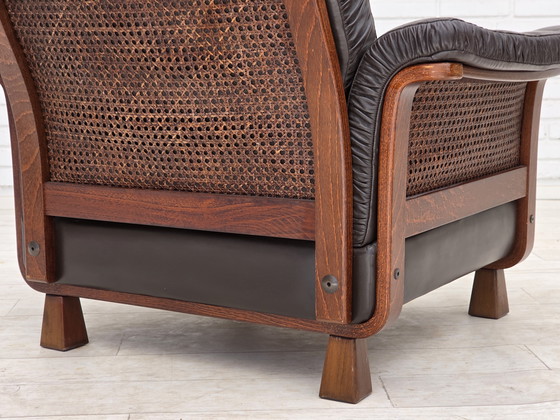 Image 1 of 1970er Jahre Skandinavischer Sessel, Braunes Möbelleder, Teakholzbeine