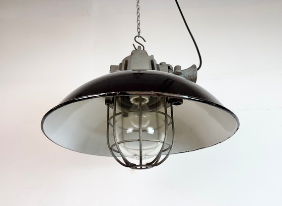 Image 1 of Suspension cage industrielle en émail noir et fonte, années 1960