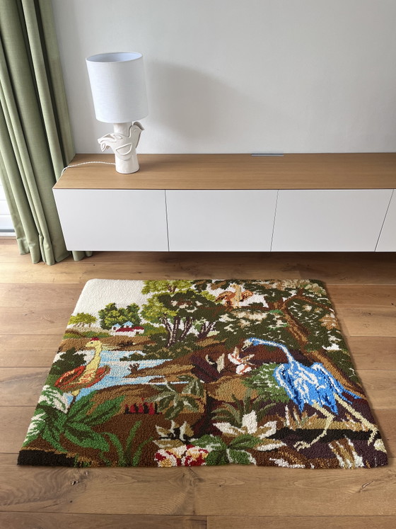 Image 1 of Tappeto artigianale vintage di Smirne – Airone in una scena naturalistica – 105 x 133 cm