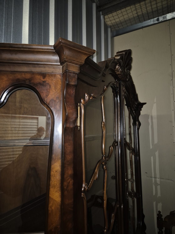 Image 1 of Armario antiguo