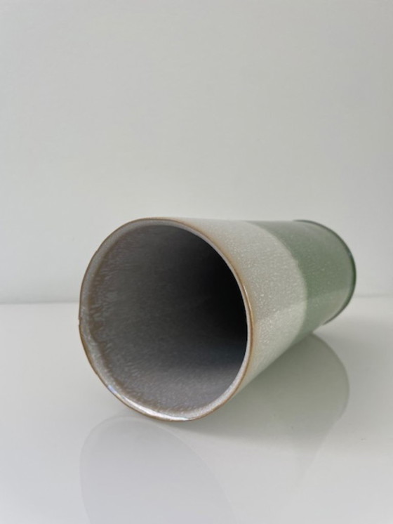 Image 1 of Vaso in ceramica fatto a mano nei colori grigio e verde mare