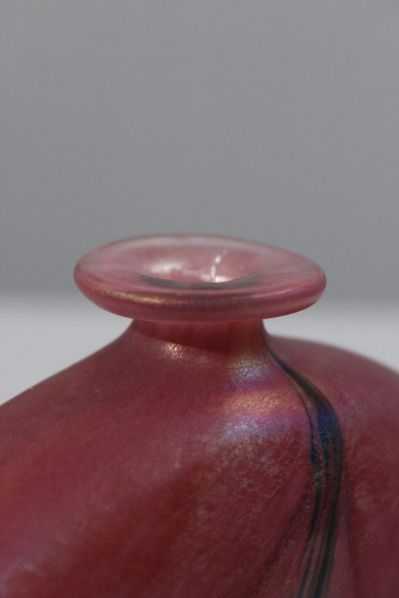 Image 1 of Michèle Luzoro in Biot, iridescent glass lentil vase, 1984