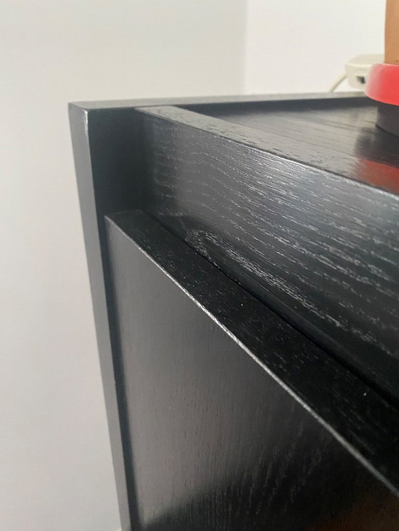 Image 1 of Alter schwarzer De Coene Wandschrank