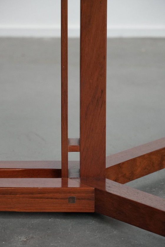 Image 1 of Practical extendable Art Deco design dining table for 6 to 8 people from Schuitema from the Decoforma series