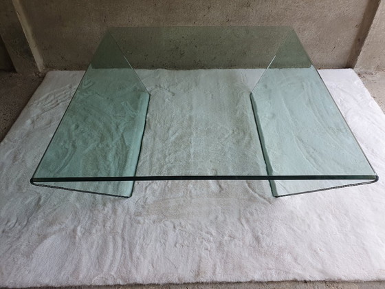 Image 1 of Salontafel van gehard glas - Italiaans minimalistisch ontwerp uit de jaren 1980