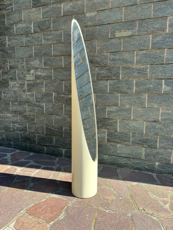 Image 1 of Nail Mirror Lipstick Design Model