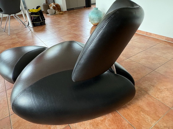 Fauteuil Leolux Pallone avec pouf assorti – cuir (photo 6 of 7)