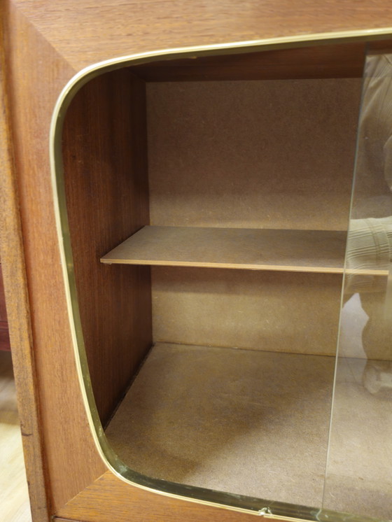 Image 1 of Vintage Display Cabinet Showcase Cabinet Small Cabinet Teak Veneer