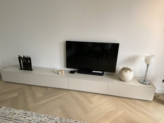 Image 1 of Monoz Exelent TV  Meubel 360x40x30 Nieuwstaat! (2025)