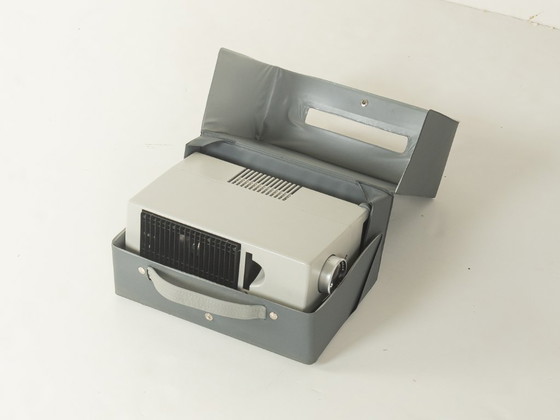 Proiettore di diapositive D 40, Dieter Rams, Braun – Oggetti decorativi, Plastica (photo 10 of 26)