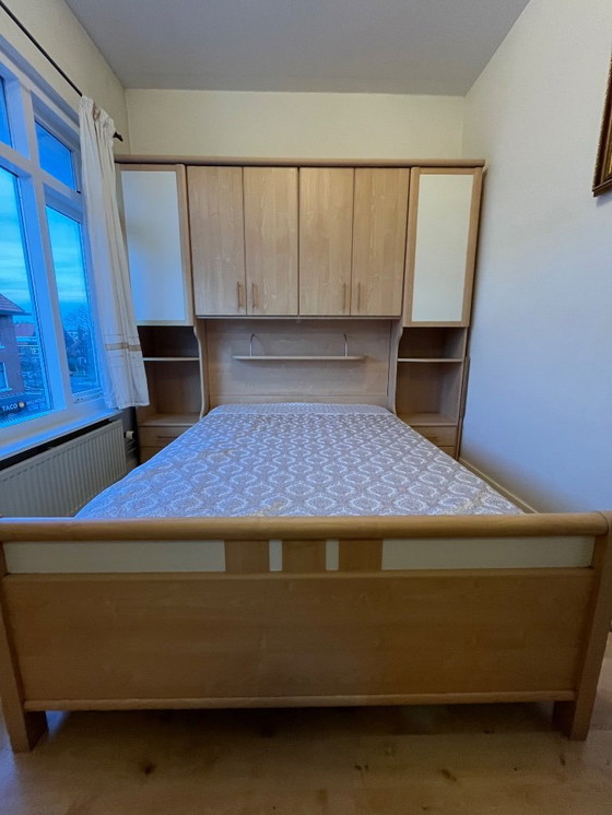 Image 1 of Letto matrimoniale con armadio trasformabile