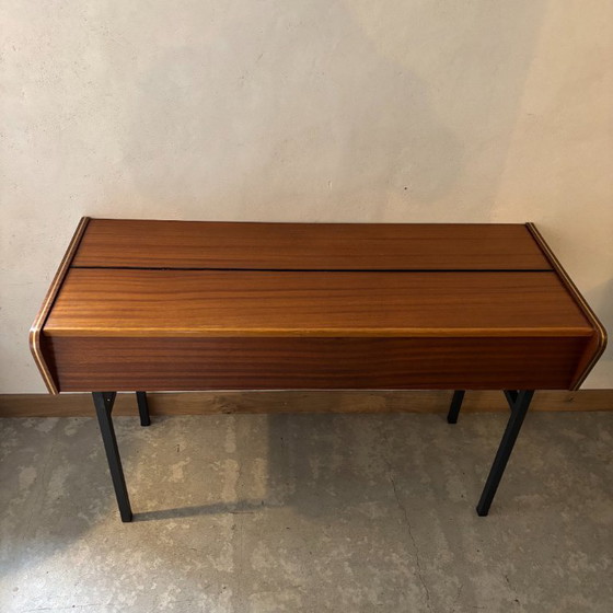 Image 1 of Konsolentisch im skandinavischen Stil